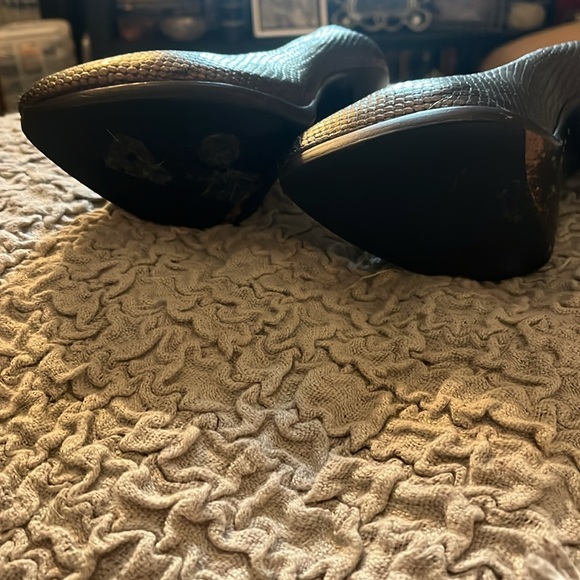 AllSaints Spitalfields Jack’s Place high heels pumps. - Picture 6 of 8